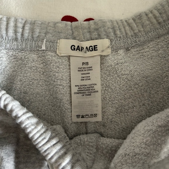 GARAGE grey sweatpants - Picture 3 of 3